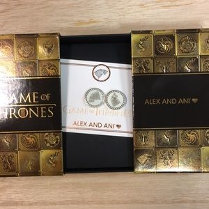 GOT STARK POST EARRINGS STERLING SILVER